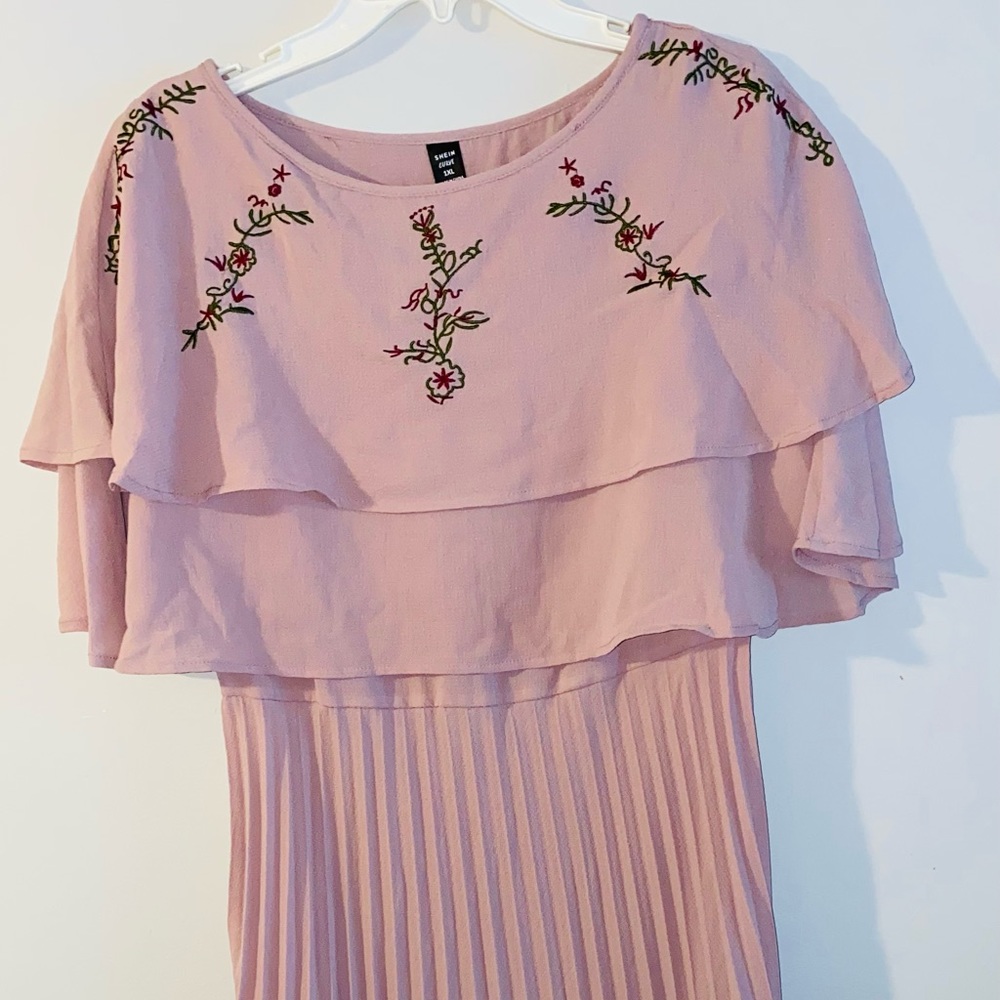 New women’s 1x dress